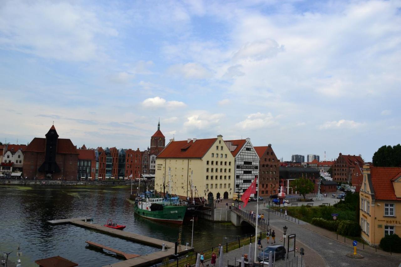 Apartamenty Centrum Nad Motlawa Z Widokiem Na Patio Z Balkonem Gdańsk Exteriör bild