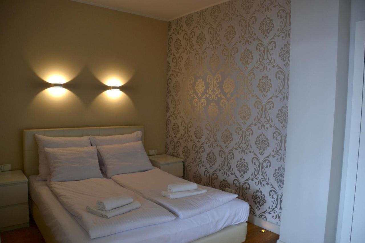 Apartamenty Centrum Nad Motlawa Z Widokiem Na Patio Z Balkonem Gdańsk Exteriör bild