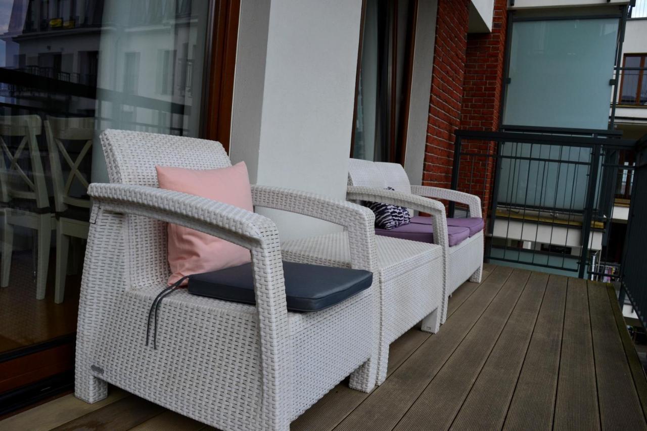 Apartamenty Centrum Nad Motlawa Z Widokiem Na Patio Z Balkonem Gdańsk Exteriör bild