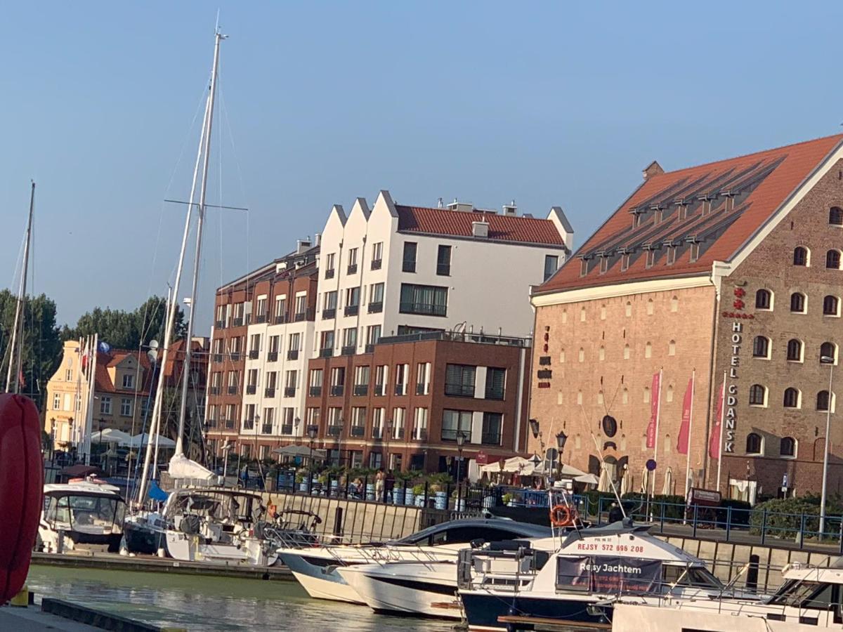 Apartamenty Centrum Nad Motlawa Z Widokiem Na Patio Z Balkonem Gdańsk Exteriör bild